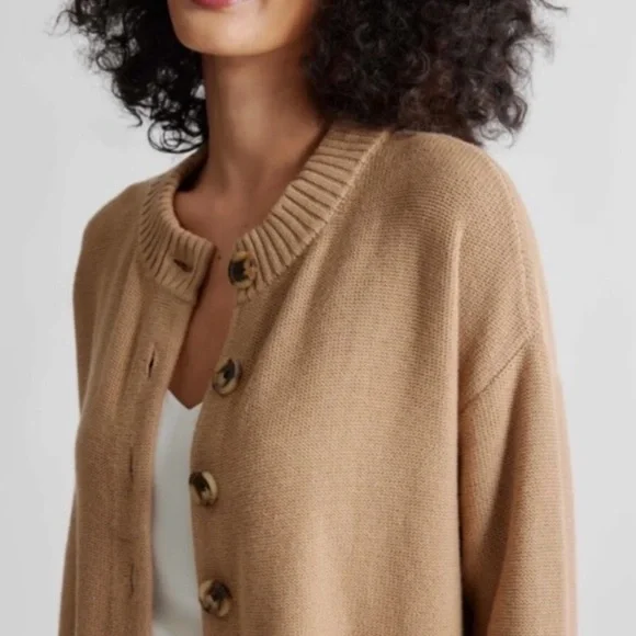 Quince Organic Cotton Cropped Cardigan Sweater Camel Brown Faux Horn Button Sz M - Picture 3 of 16